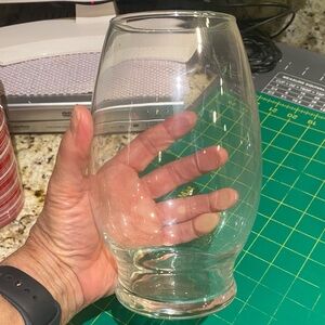 LG Transparent Glass Vase